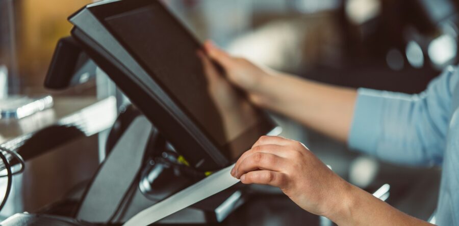 Achat de caisse enregistreuse : investissement malin ou piège à long terme